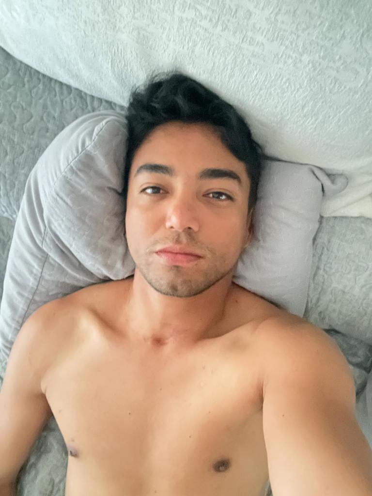 663534912: Chico busca chica en Granada