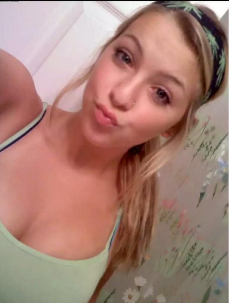 617115961: Chica busca chico en Murcia