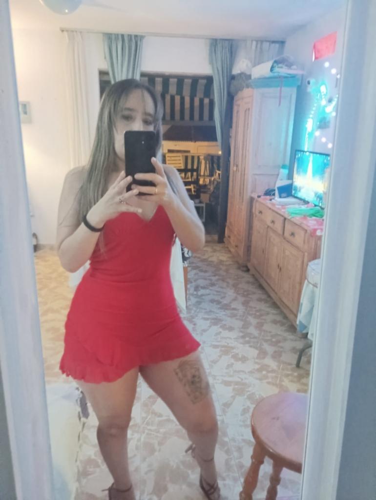 Chica busca chico en Tenerife: 