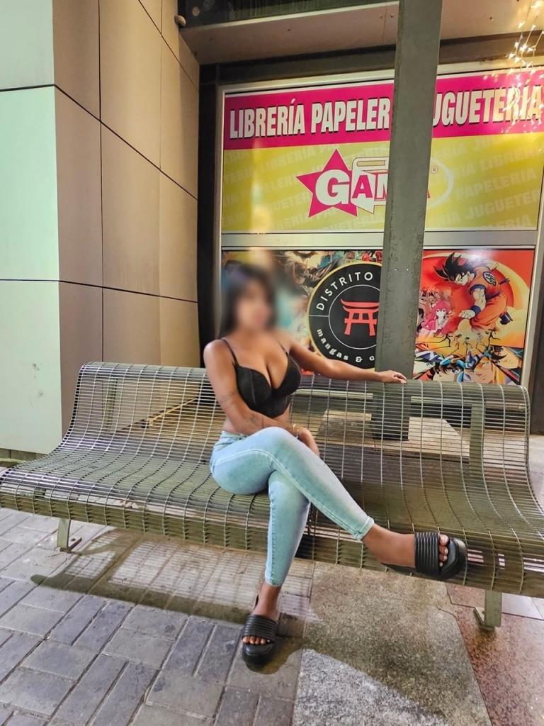 Chica busca chico en Barcelona: 