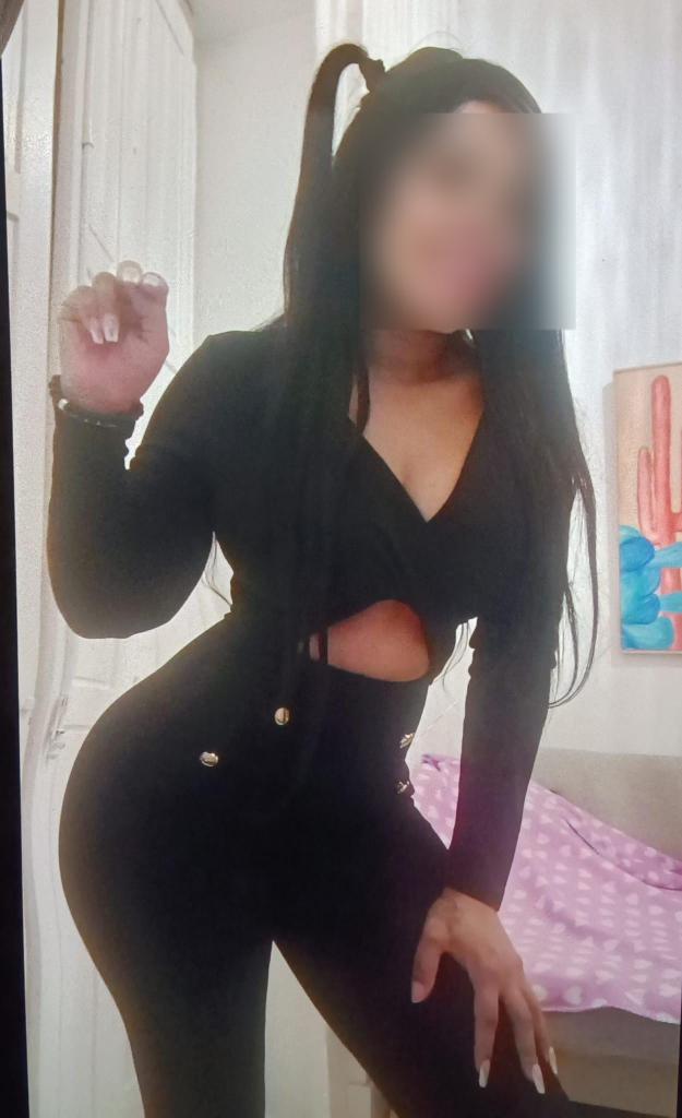 Chica busca chico en Cádiz: 