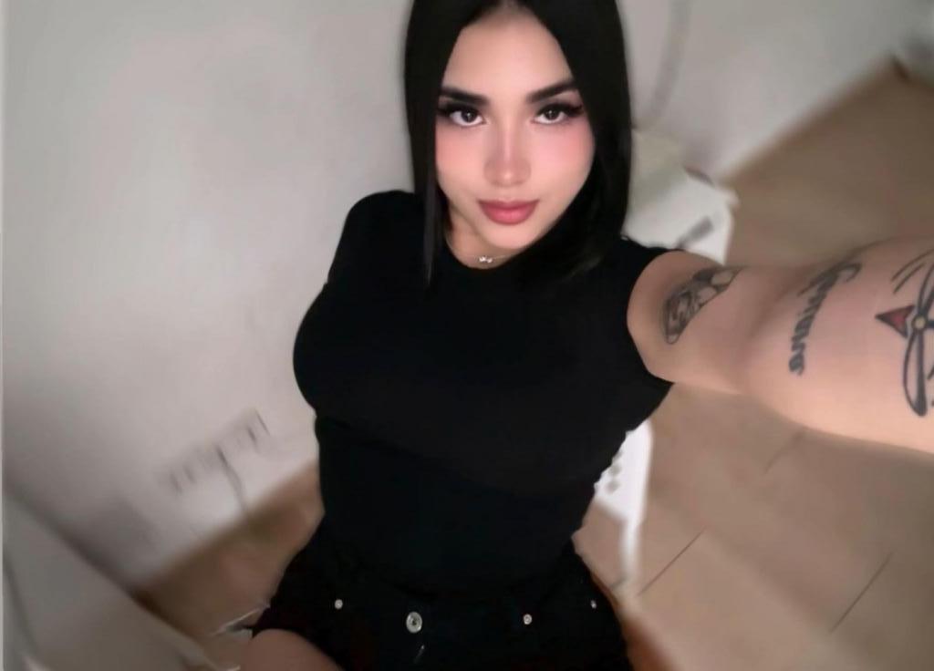 Chica busca chico en Almería: 