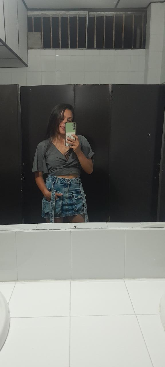 Chica busca chico en Almería: 