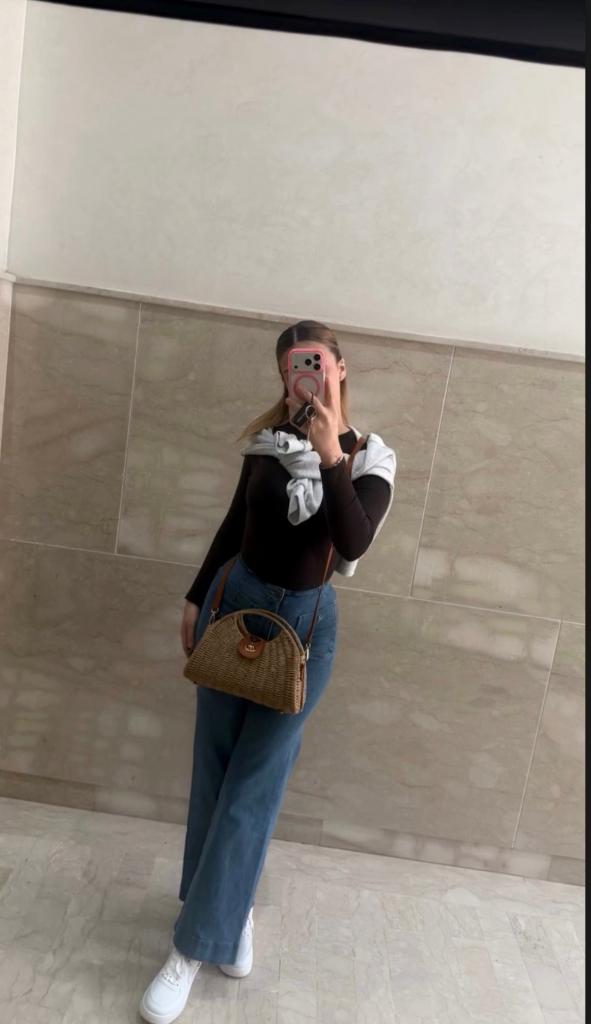 643107235: Chica busca chico en Las Palmas