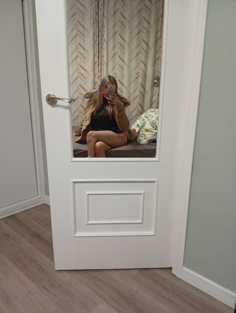 664566771: Travesti en Cádiz