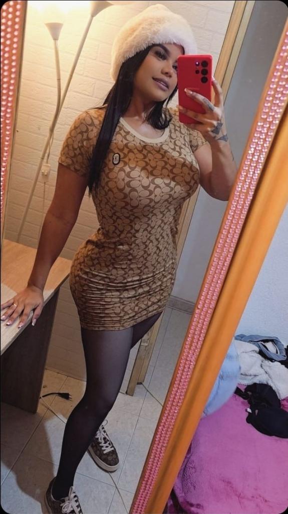 Chica busca chico en Huelva: 