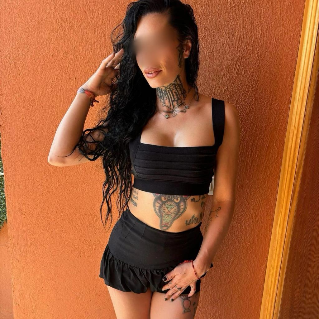 Chica busca chico en Granada: 