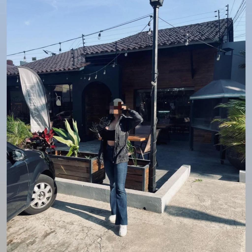 Chica busca chico en Tenerife: 