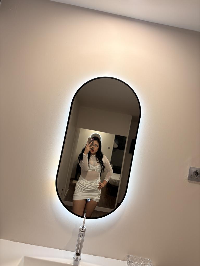 Chica busca chico en Sevilla: 