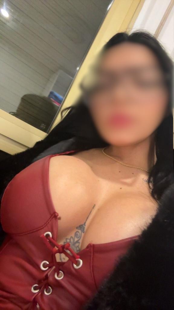 Chica busca chico en Tenerife: 