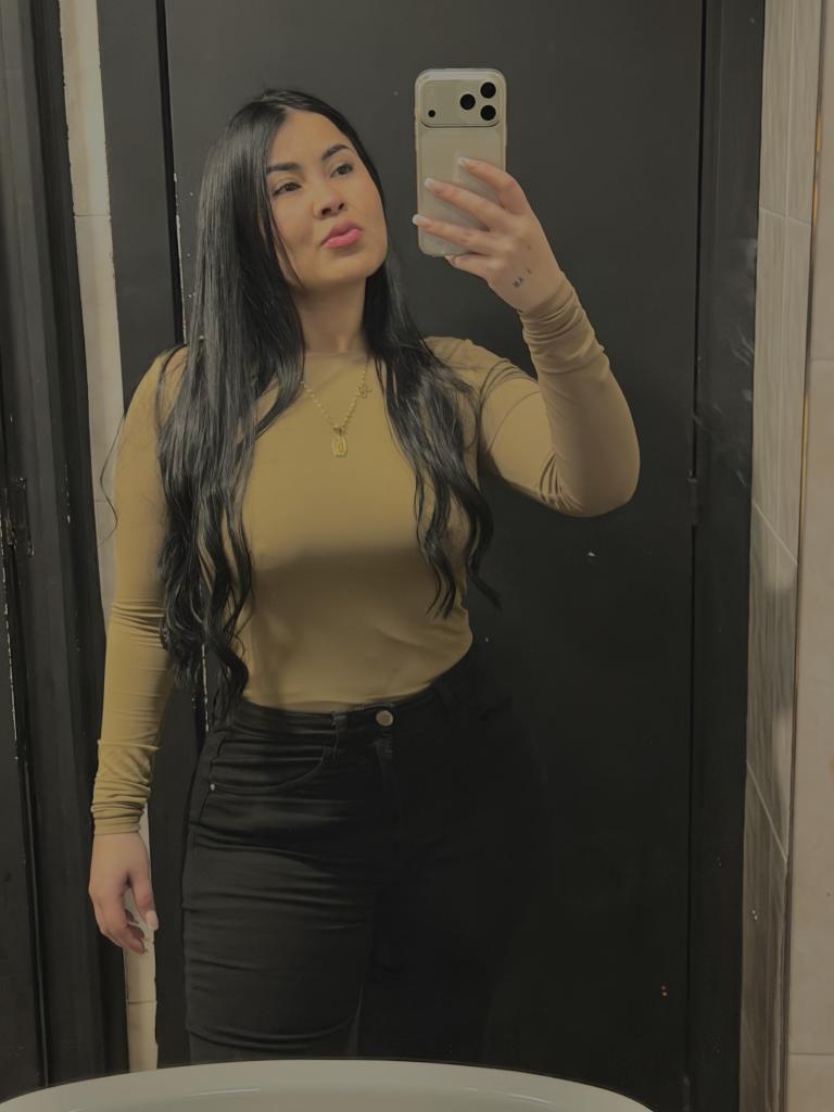 Chica busca chico en Sevilla: 