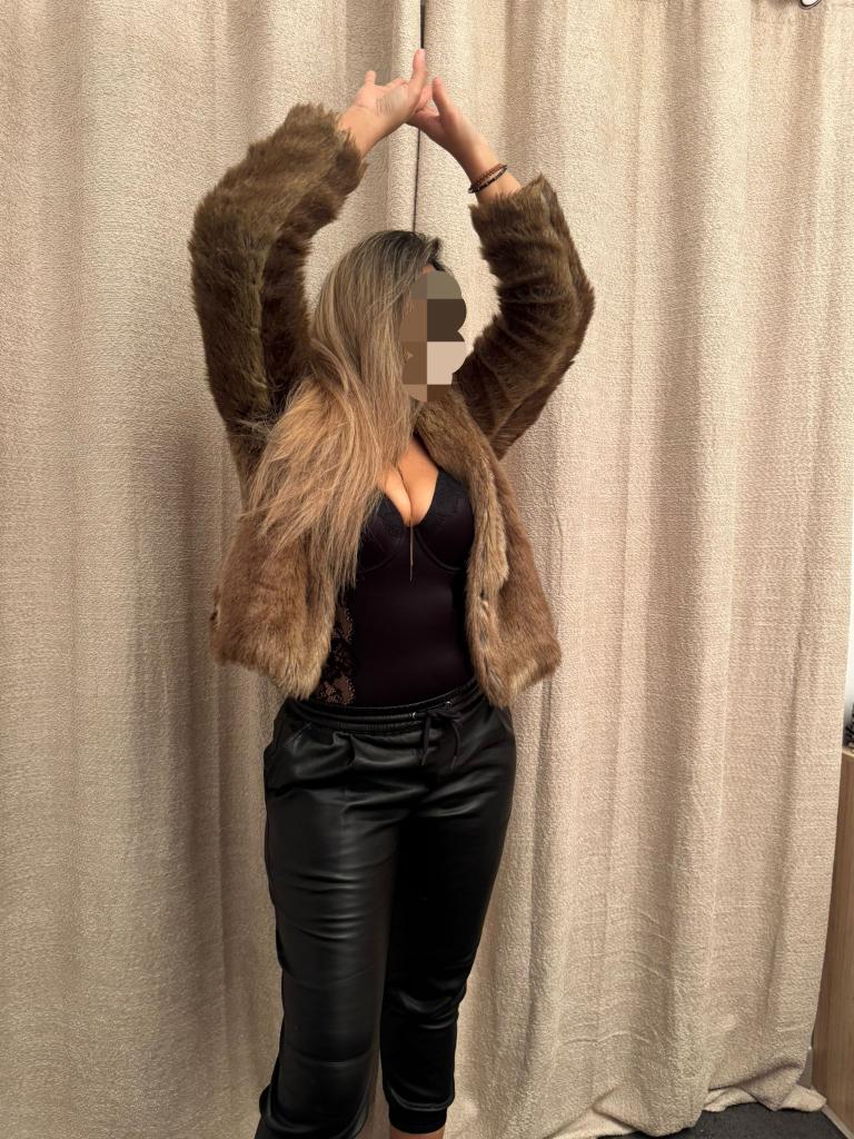 Chica busca chico en Granada: 