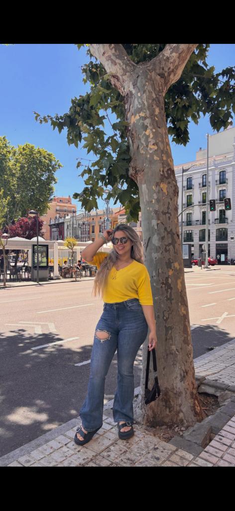 614545618: Chica busca chico en Salamanca