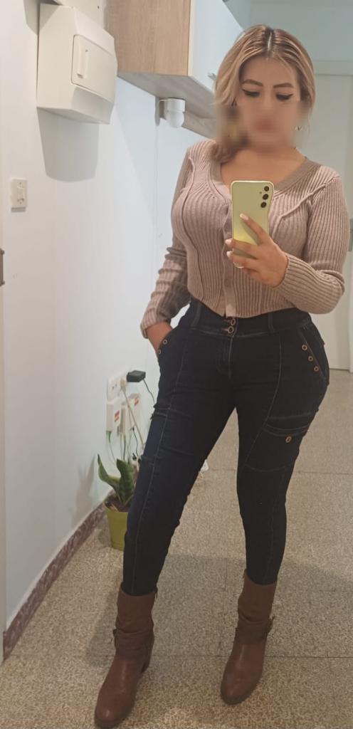 Chica busca chico en Lérida: 