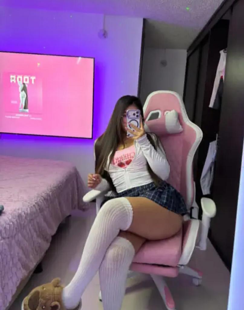 Chica busca chico en Zaragoza: 