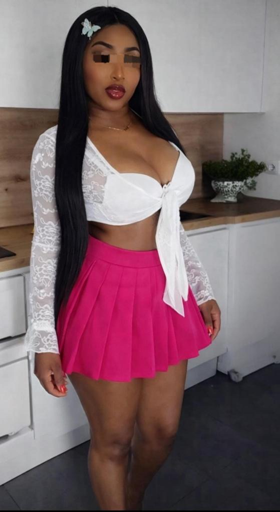 Chica busca chico en Murcia: Chica busca chico