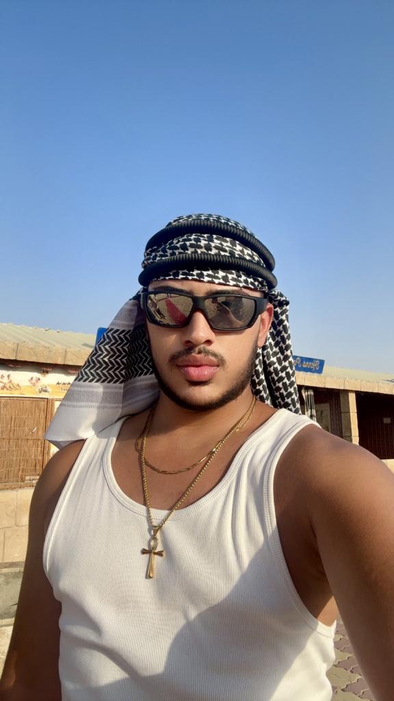 613304523: Chico busca chica en Málaga