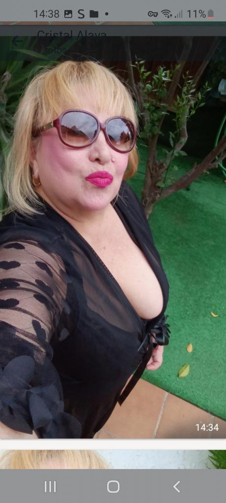 Chica busca chico en Alicante: Chica busca chico