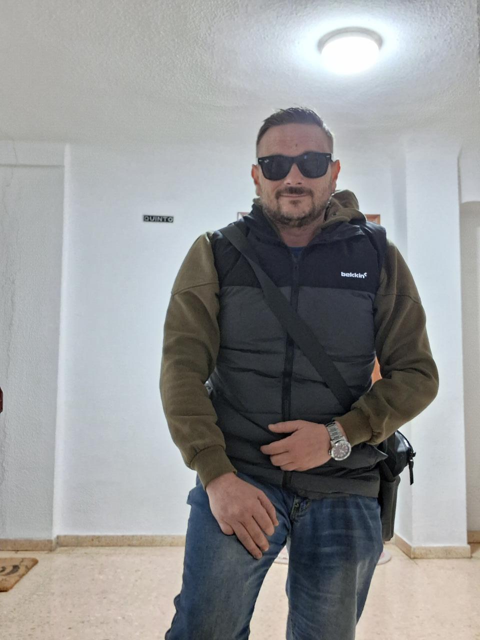 Chico busca chica en Valencia: 