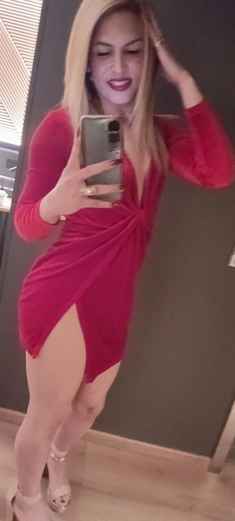 677449244: Travesti en Madrid