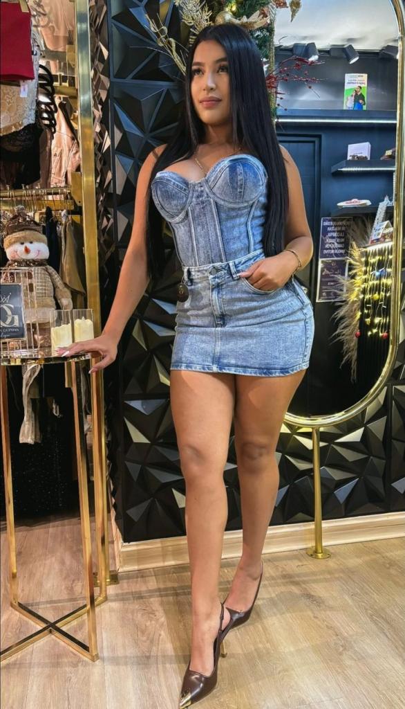 Chica busca chico en Tenerife: 