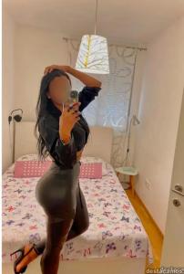 613381339: Chica busca chico en Lugo