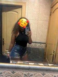 641786212: Chica busca chico en Sevilla