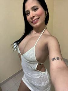 661085611: Chica busca chico en Cádiz