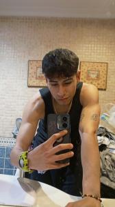 623736815: Chico busca chica en Madrid