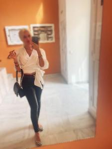 604319829: Chica busca chico en Málaga