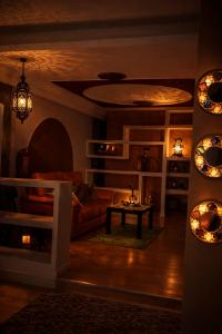 602557445: Chica busca chico en La Coruña