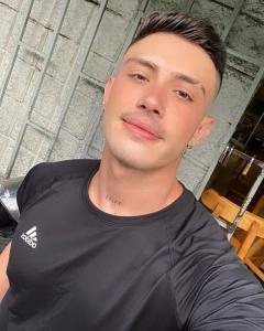 653577944: Chico busca chica en Valencia