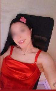 647781560: Chica busca chico en Barcelona