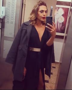 642318993: Chica busca chico en Granada