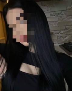631727041: Chica busca chico en Cádiz