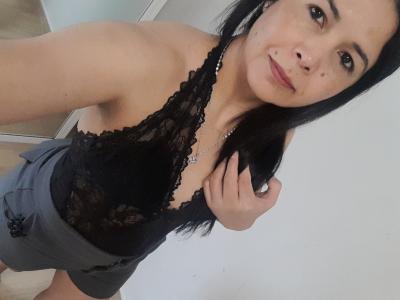 635688868: Chica busca chico en Madrid