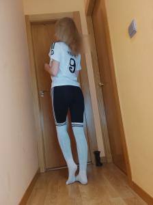 614272540: Chica busca chico en Madrid