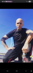 697716864: Chico busca chica en Barcelona