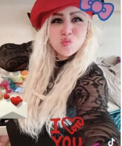 685865581: Chica busca chico en León