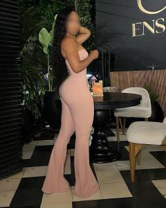 662470757: Chica busca chico en Málaga