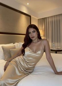 611309259: Chica busca chico en Barcelona