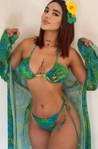 631365349: Chica busca chico en Ibiza