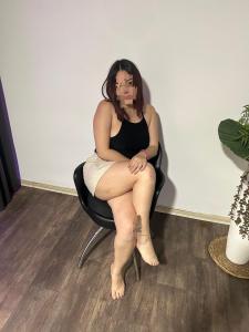 742030847: Chica busca chico en Valencia