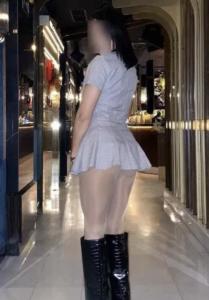 640117327: Chica busca chico en Barcelona