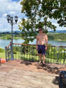 653577944: Chico busca chica en Valencia