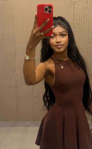 625273835: Chica busca chico en La Coruña