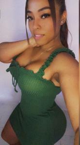 613801825: Chica busca chico en Málaga