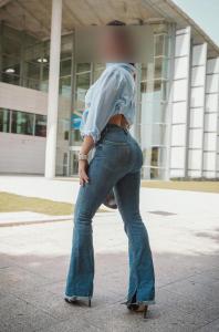 600482357: Chica busca chico en La Coruña