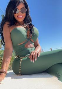 617560384: Chica busca chico en Málaga