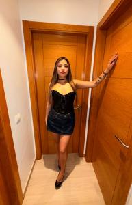 603207030: Chica busca chico en Ibiza